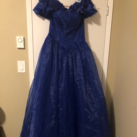 Deep blue sparkly princess/fairy prom/event gown - Picture 1 of 13